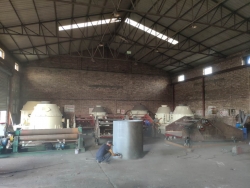 正在生產(chǎn)的設(shè)備